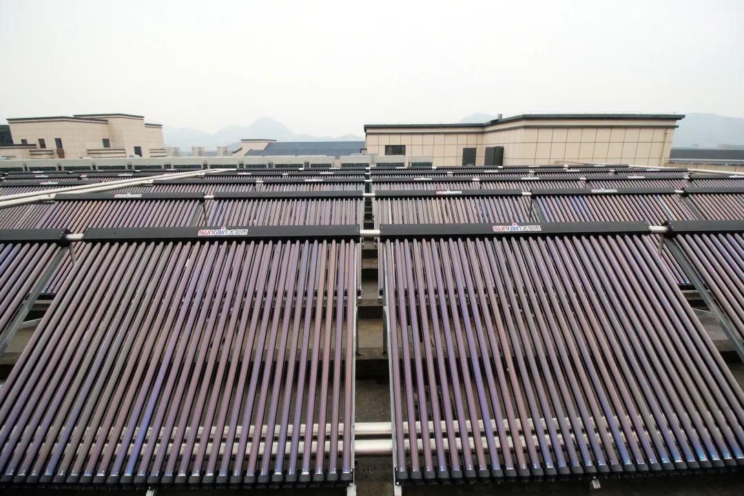 空氣能,太陽(yáng)能,熱水器