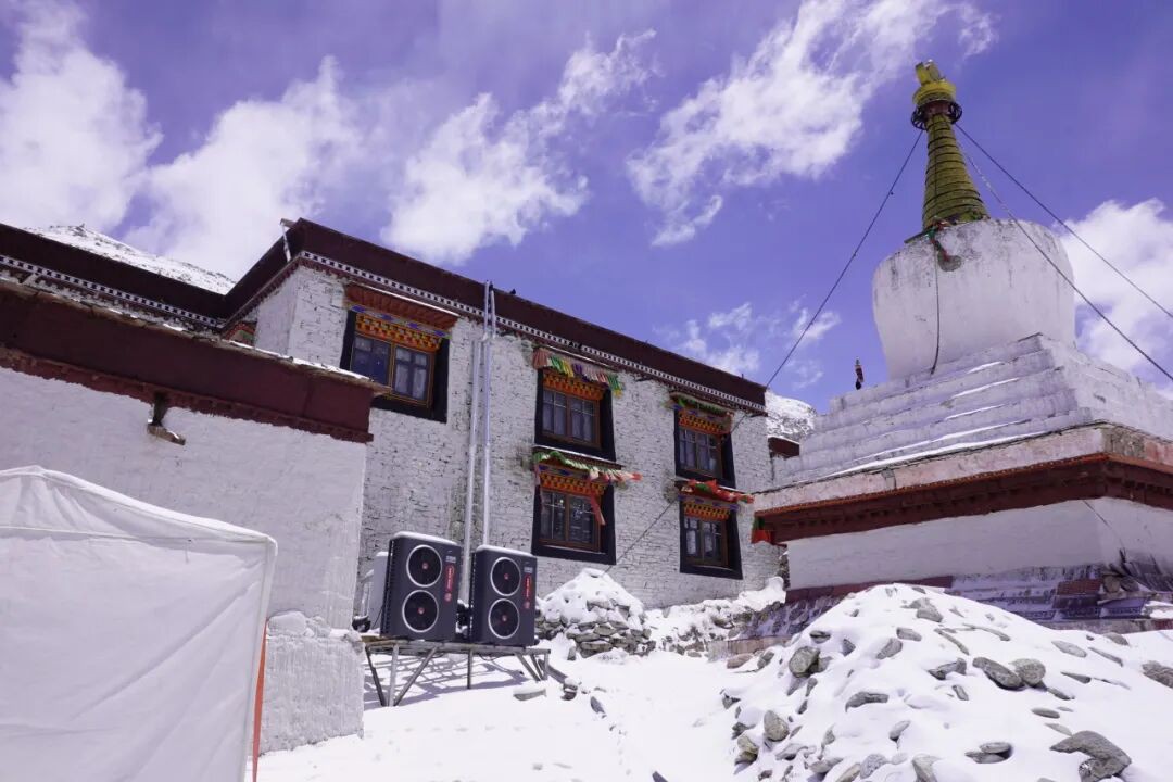 空氣能,太陽(yáng)能,熱水器