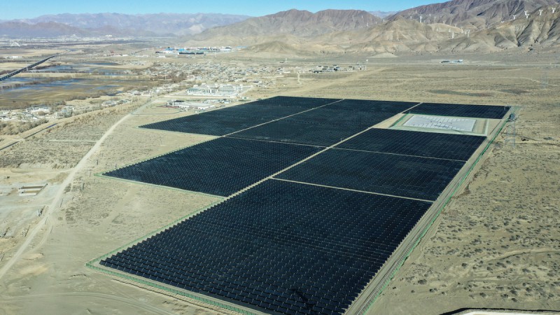 西藏日喀則桑珠孜區(qū)建成全球最大太陽能集中供熱工程
