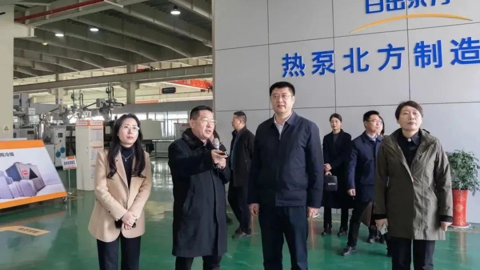 連云港市海州區(qū)委副書記、區(qū)長(zhǎng)李鋒一行蒞臨集團(tuán)考察重點(diǎn)項(xiàng)目建設(shè)情況